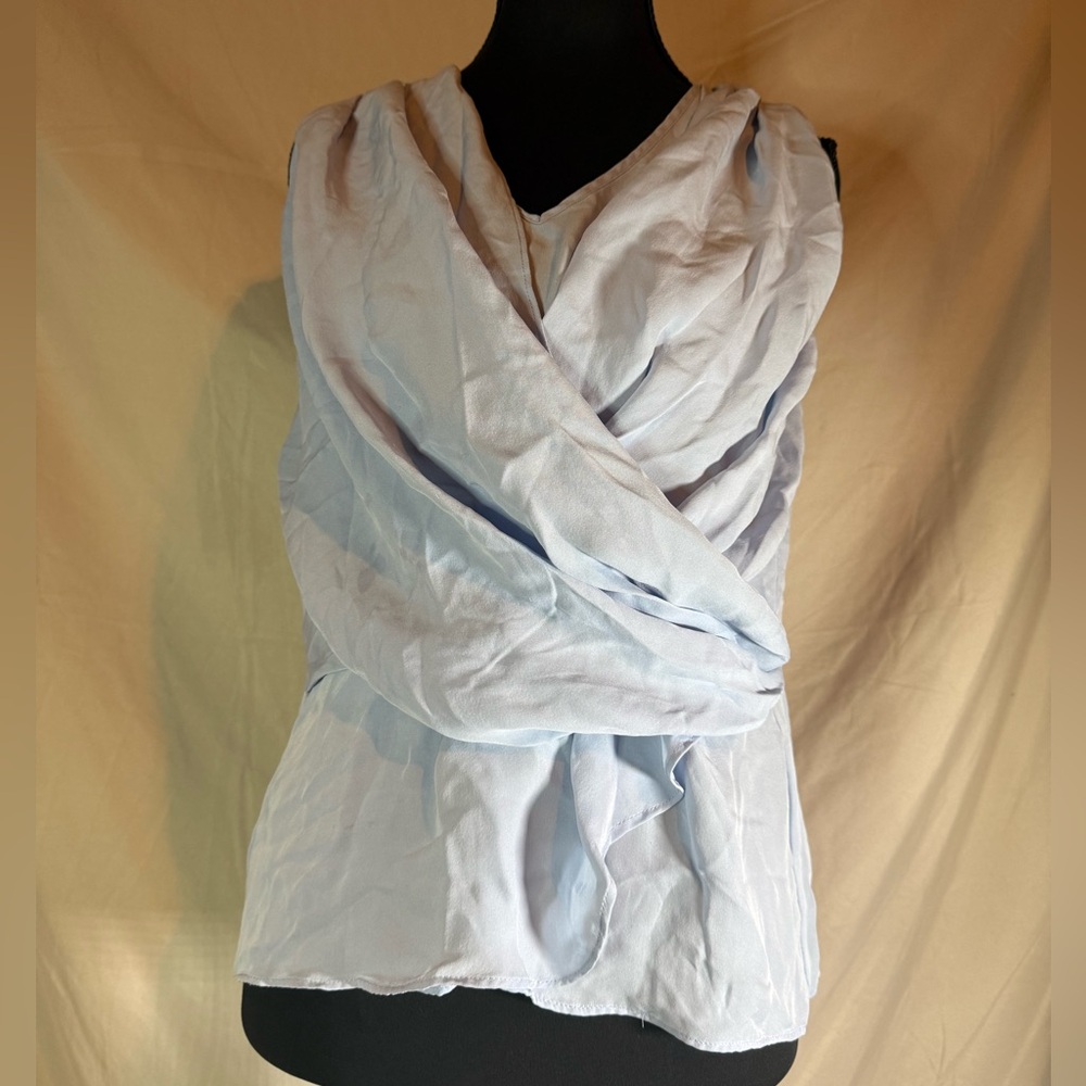 Antonio Melani 100% Silk‎ Sleeveless Blouse 💙